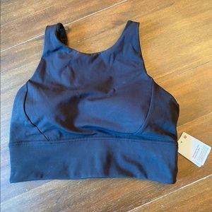 NWT lululemon stronger as one bra size 8 black